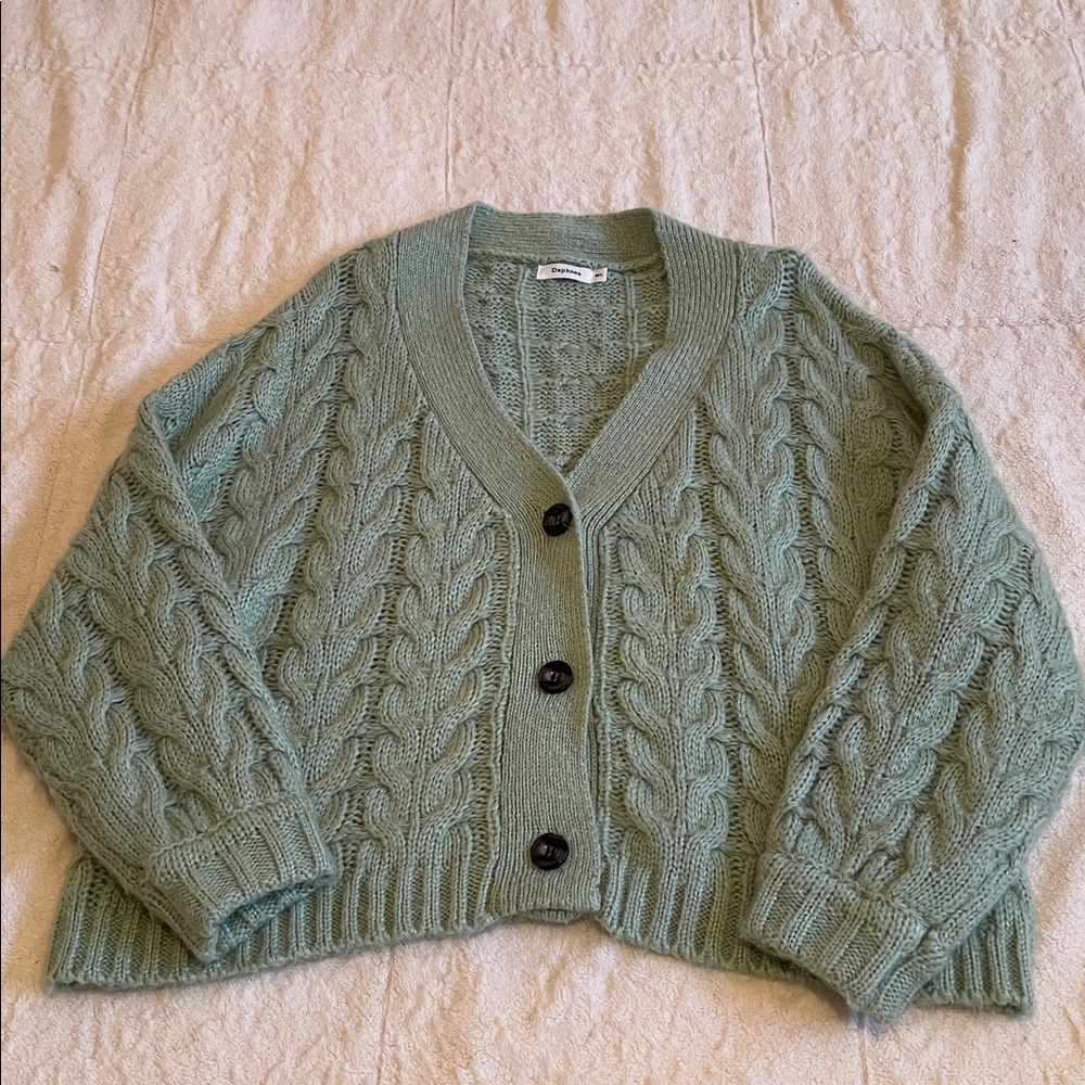 🧚‍♀️💚 DAPHNEA PARIS Cable Knit Cardigan Sage Green M/L - Picture 3 of 9